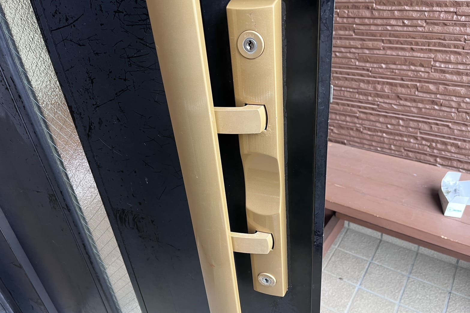 交換前の玄関の鍵【MIWA】（ディスクシリンダー）（鍵の動作不良）