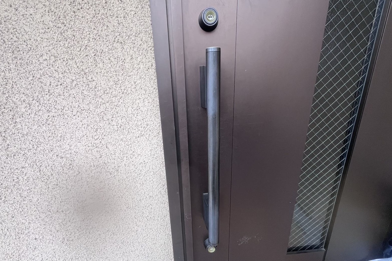 茅ヶ崎市にて戸建の玄関鍵交換のご依頼【MIWA】（ディンプルキー）（コア交換）