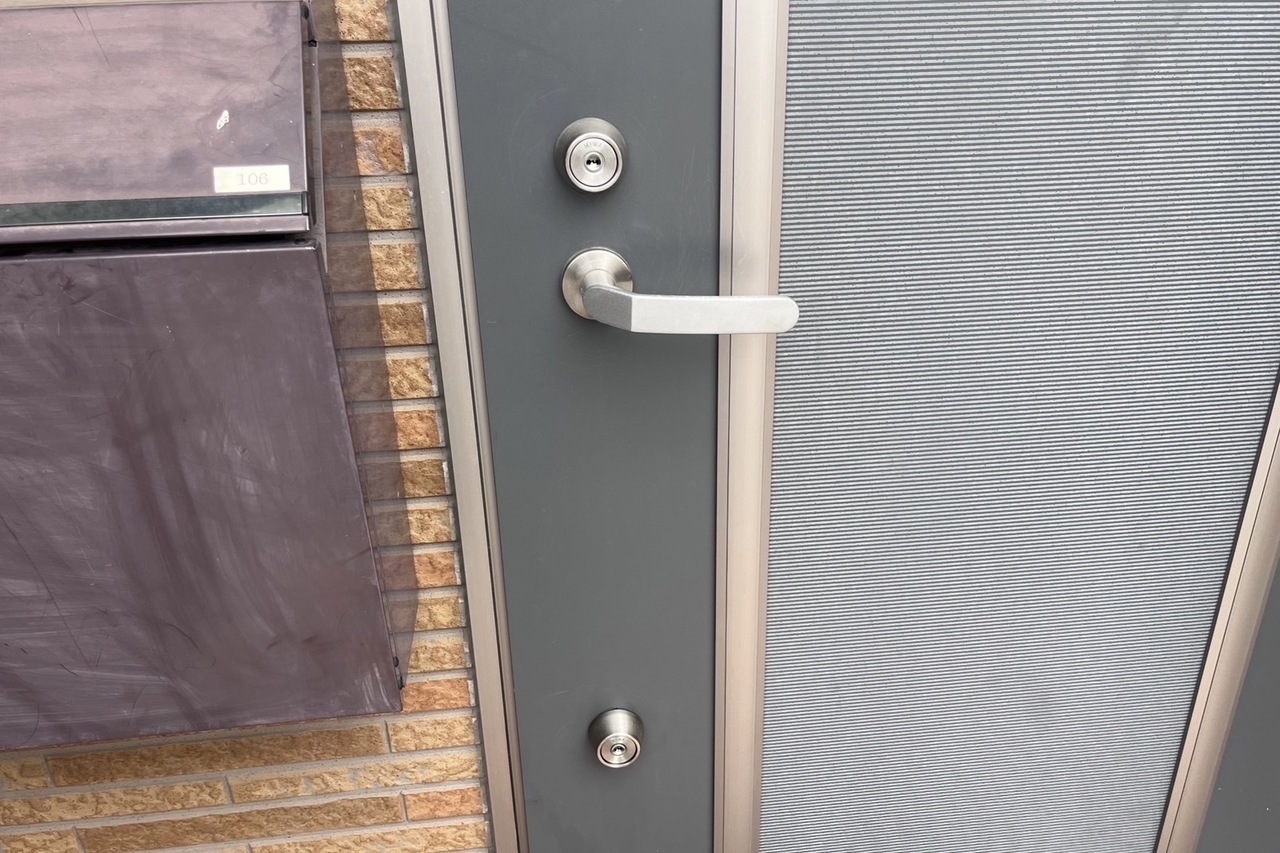 本日は綾瀬市にて集合住宅の玄関鍵開錠のご依頼をいただきました！
