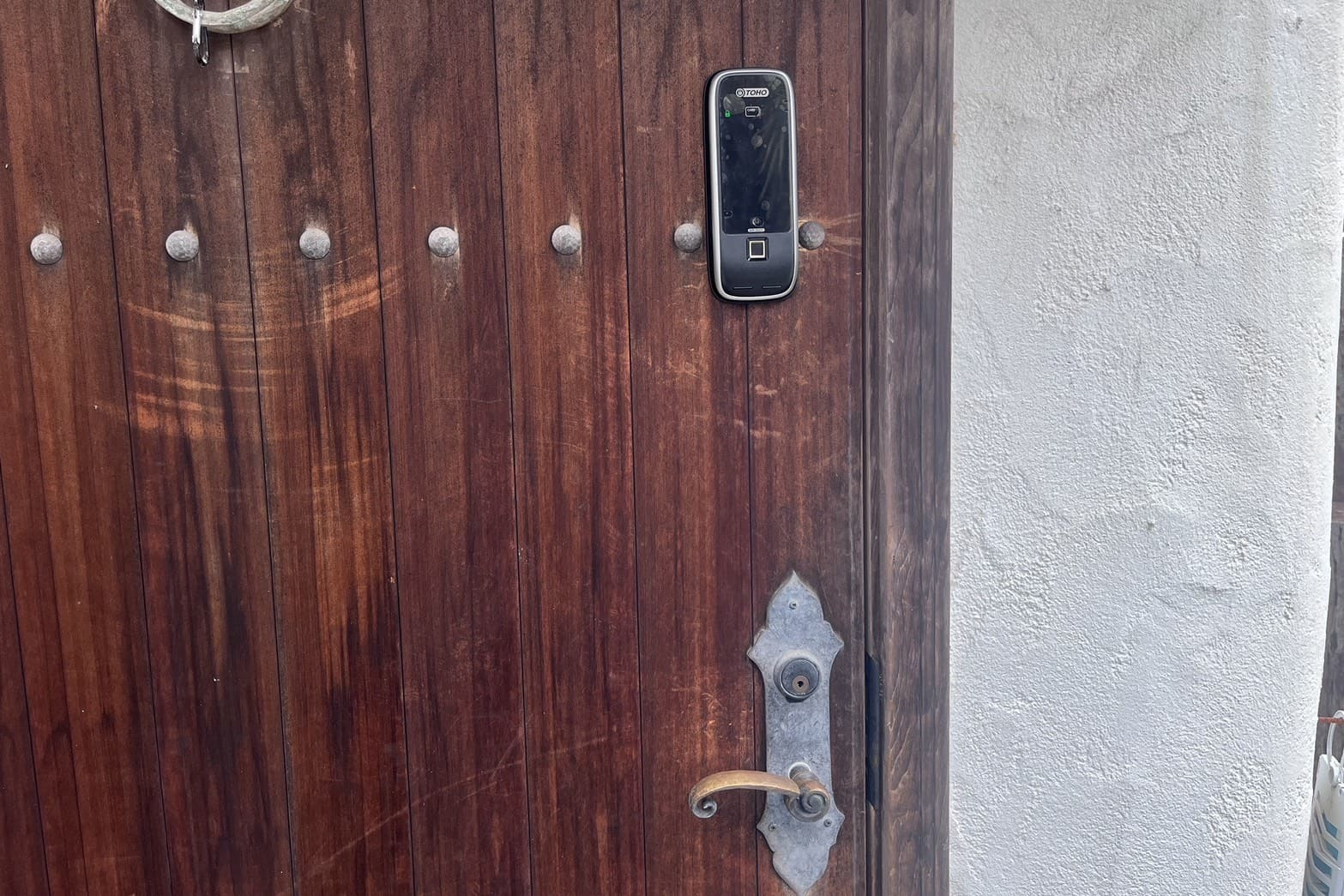 新規取付後の玄関【MACS】（電子錠）