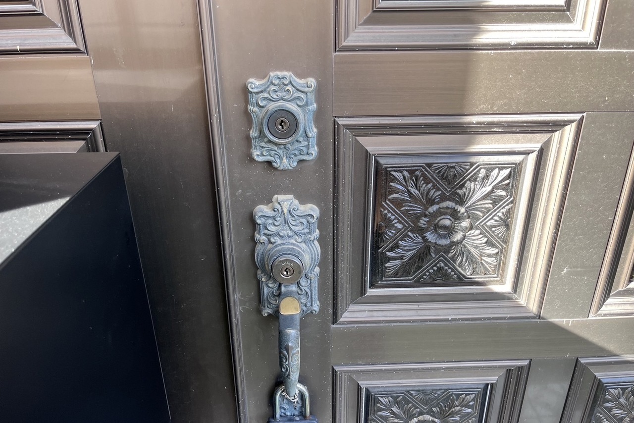 本日のご依頼は相模原市緑区にて戸建の玄関鍵交換になります！