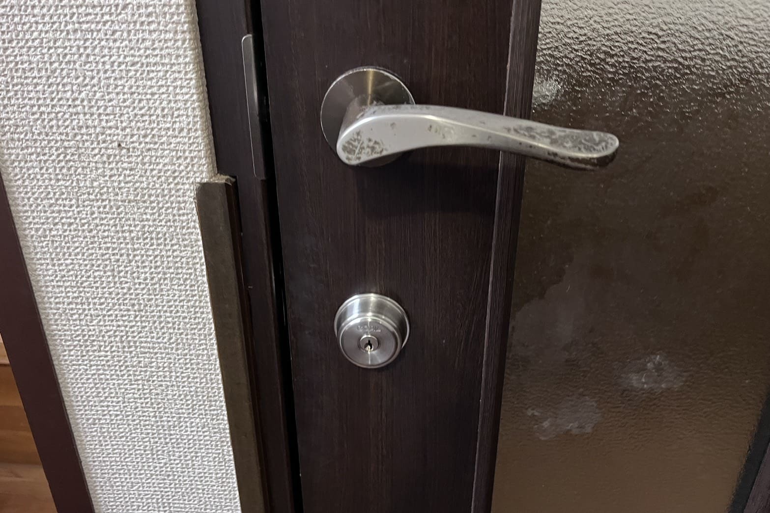 交換後の室内扉の鍵【GOAL】（チューブラ錠）