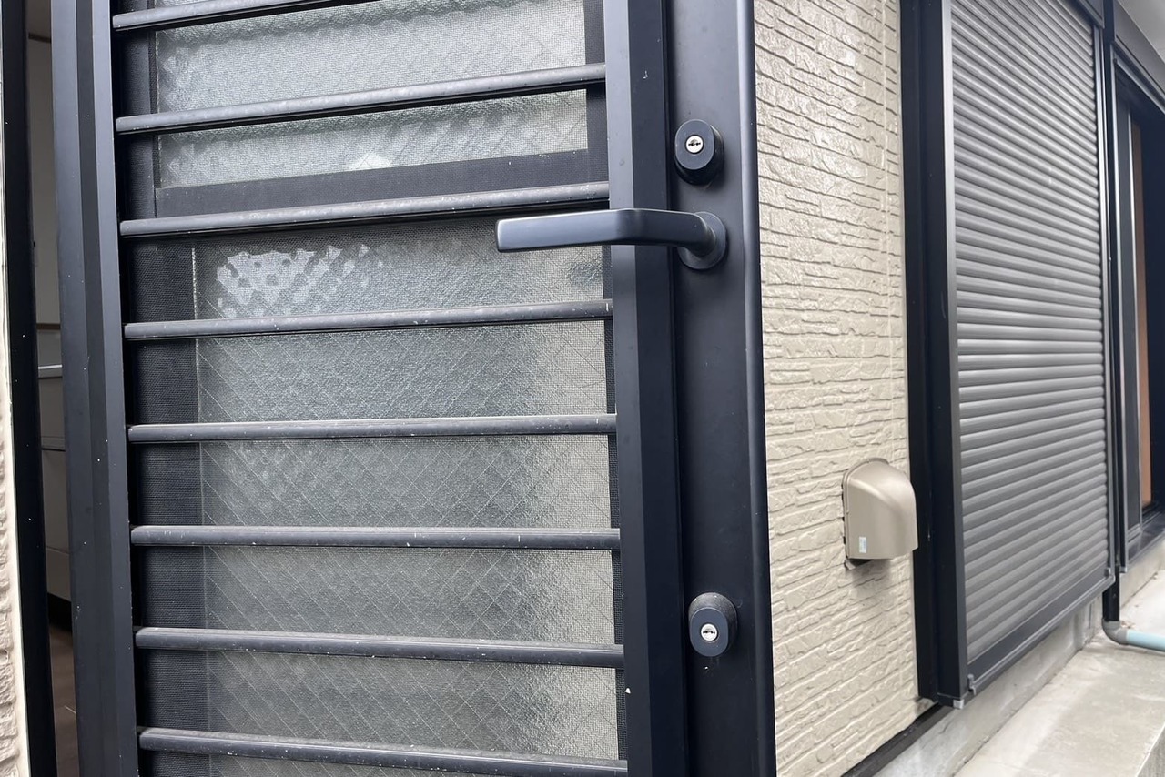 伊勢原市にて戸建の勝手口の鍵交換のご依頼（鍵穴塞ぎ）