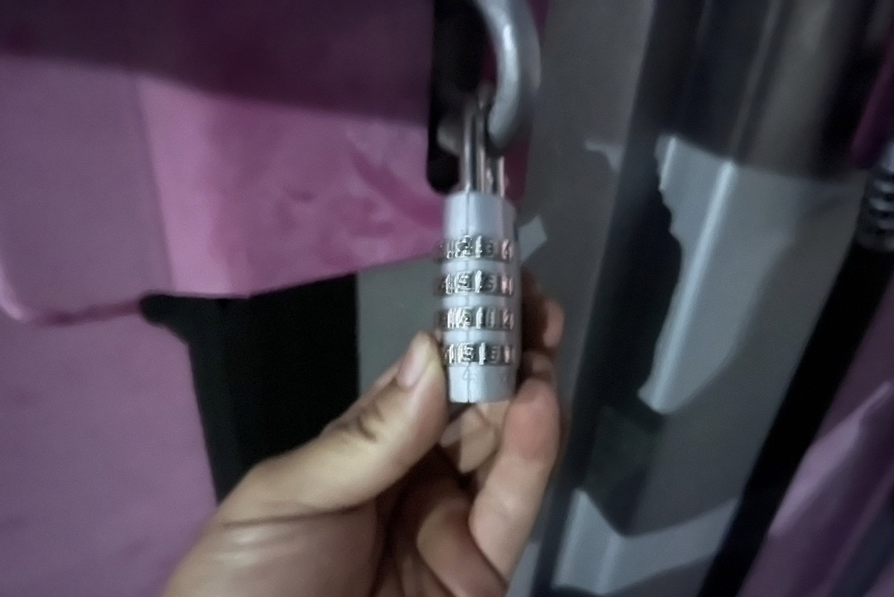 本日は綾瀬市にて倉庫の鍵開錠のご依頼をいただきました！