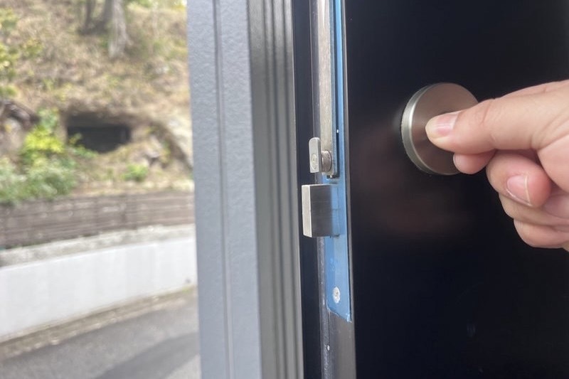 本日は鎌倉市にて戸建の玄関鍵修理のご依頼をいただきました！