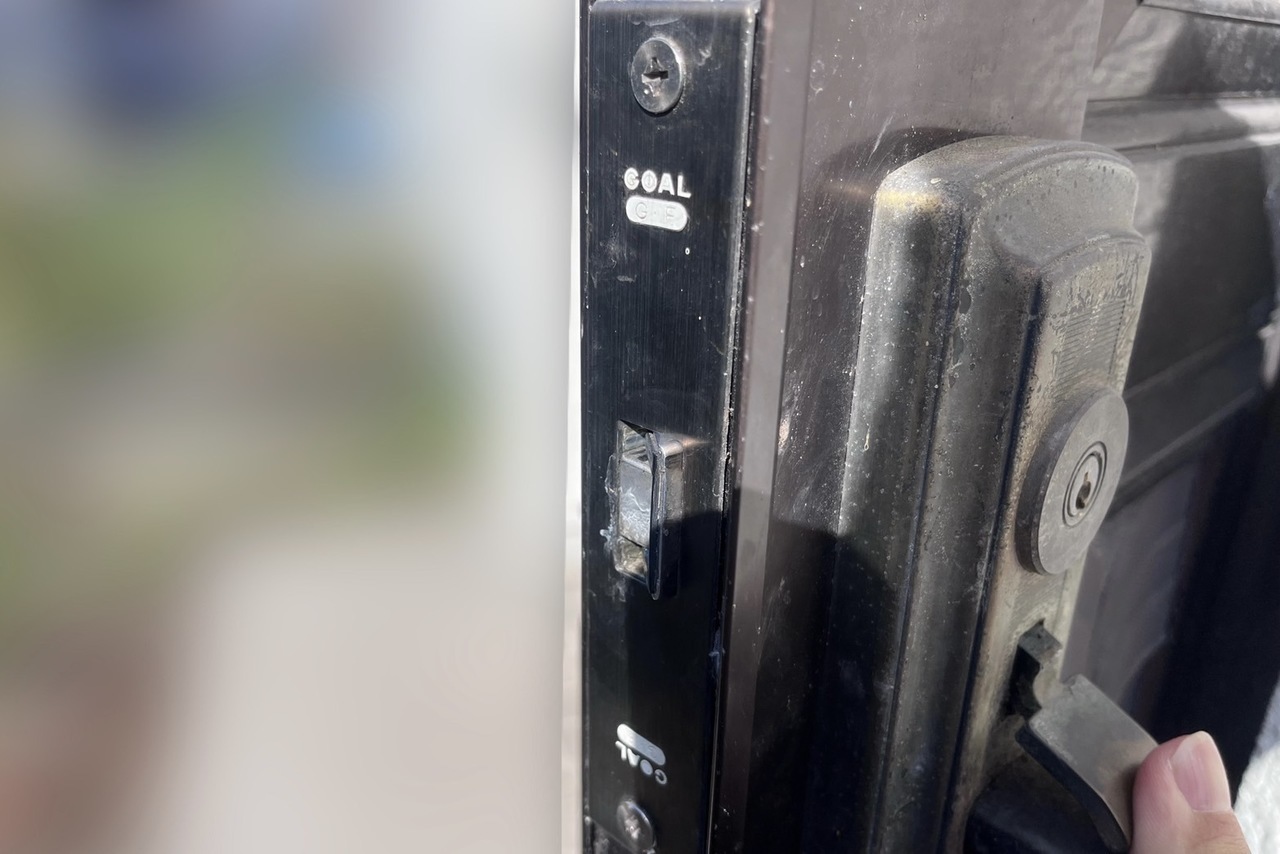 本日は足柄上郡中井町にて戸建の玄関鍵修理のご依頼をいただきました！