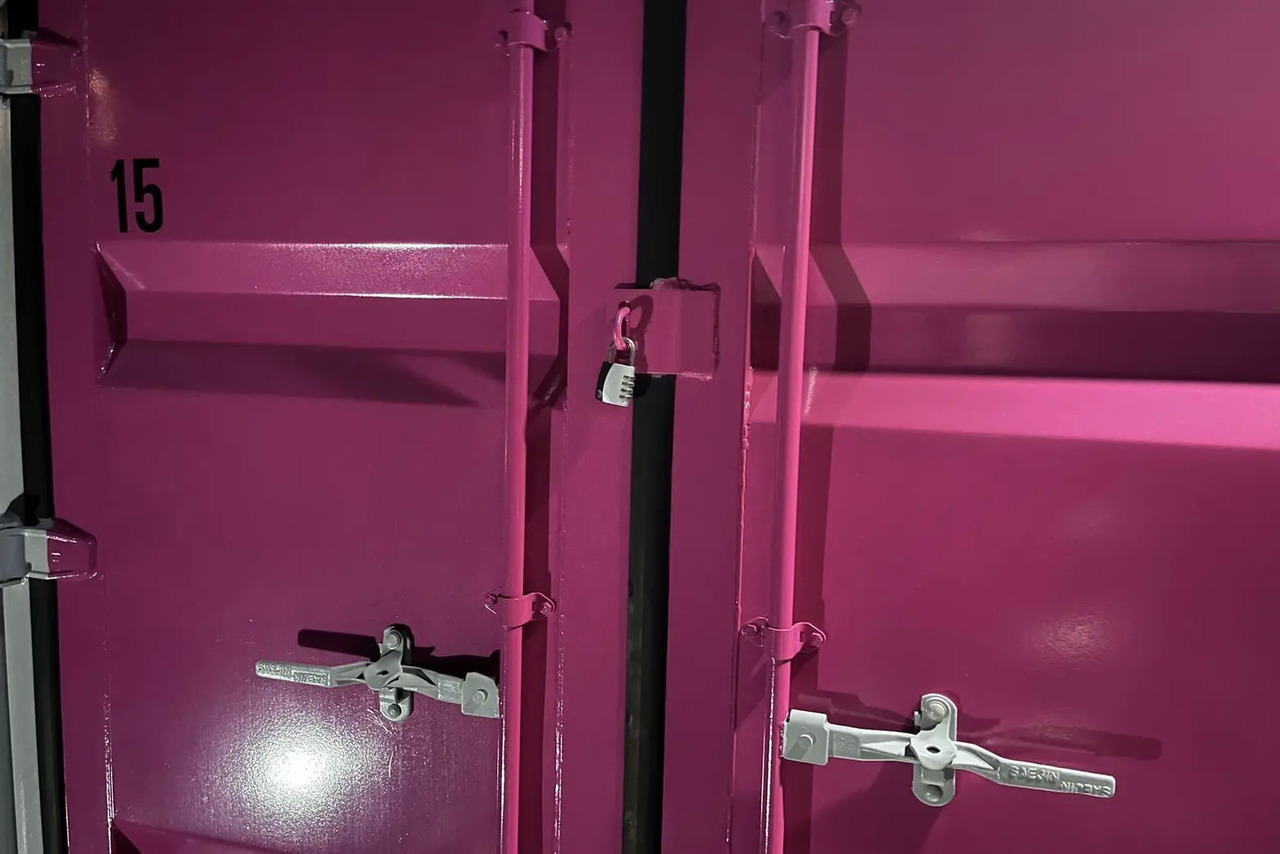 足柄上郡中井町にて倉庫の鍵解錠（南京錠）