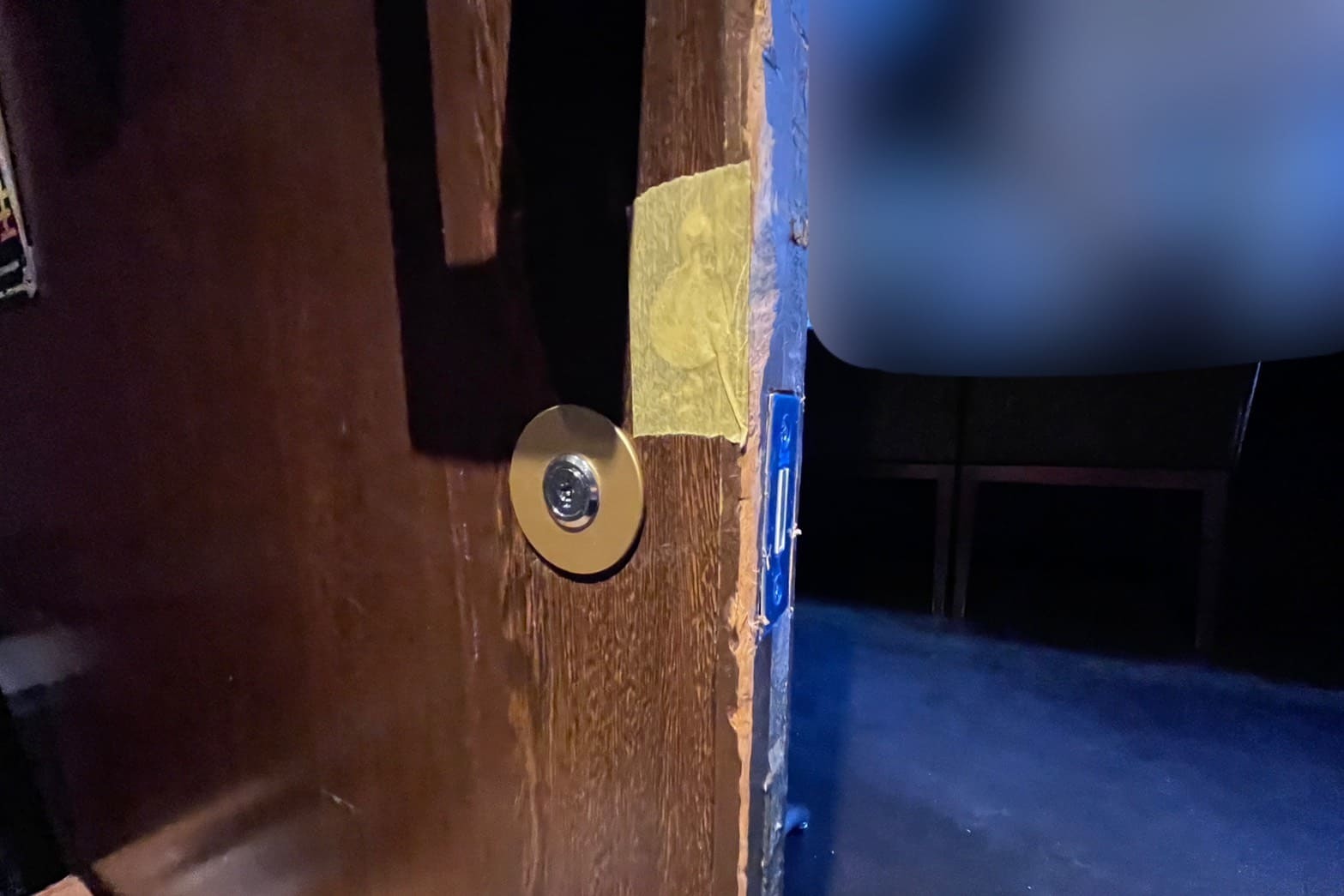 新規取付後の室内扉【丸喜金属】（チューブラ鎌錠）