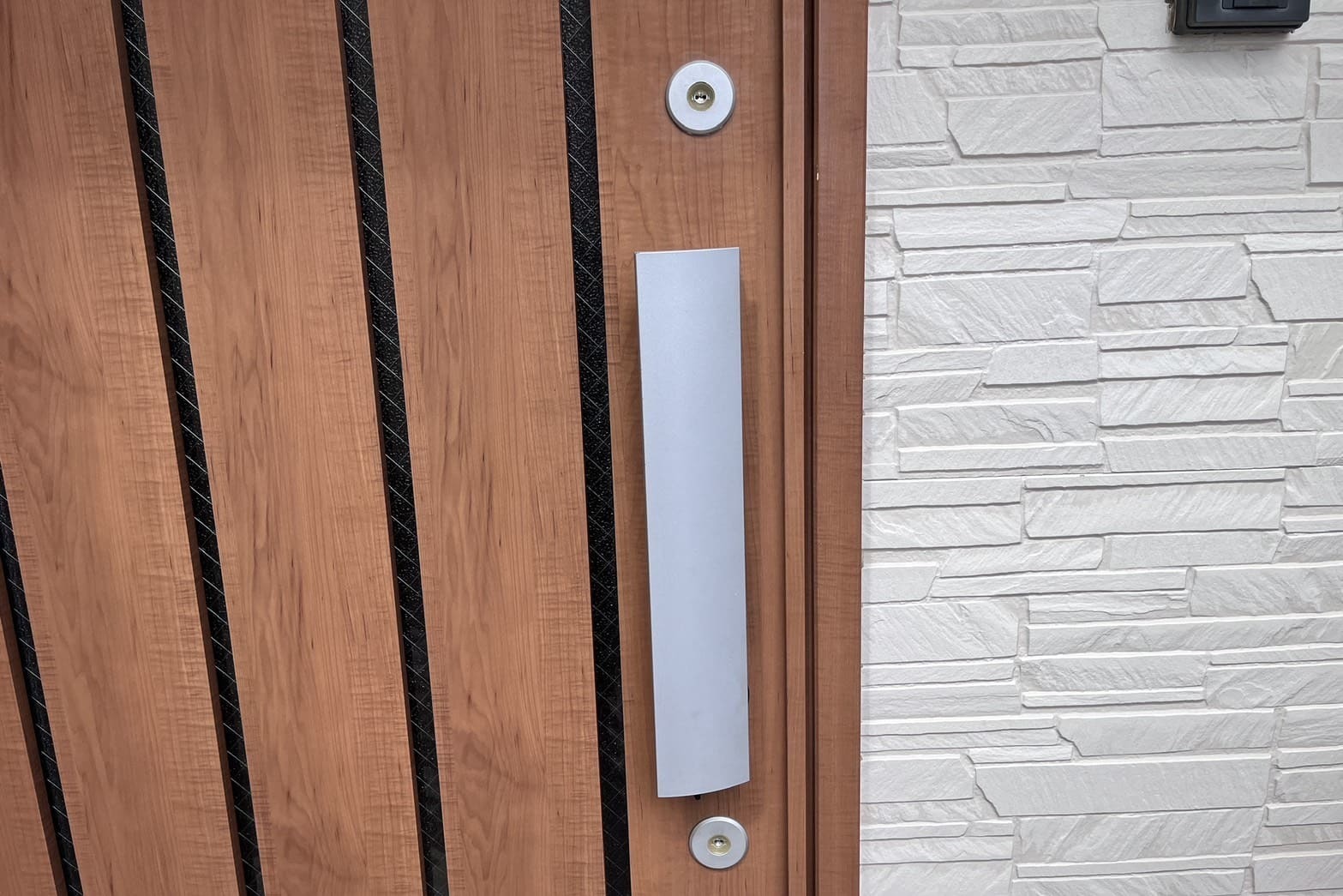 交換後の玄関の鍵【MIWA】（ディンプルキー）