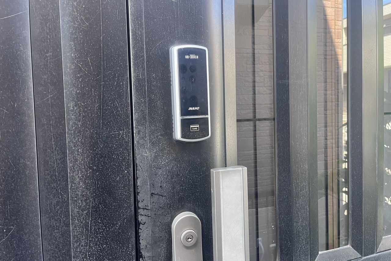 厚木市にて玄関の鍵（電子錠）新規取付のご依頼【MACS】（電子錠）