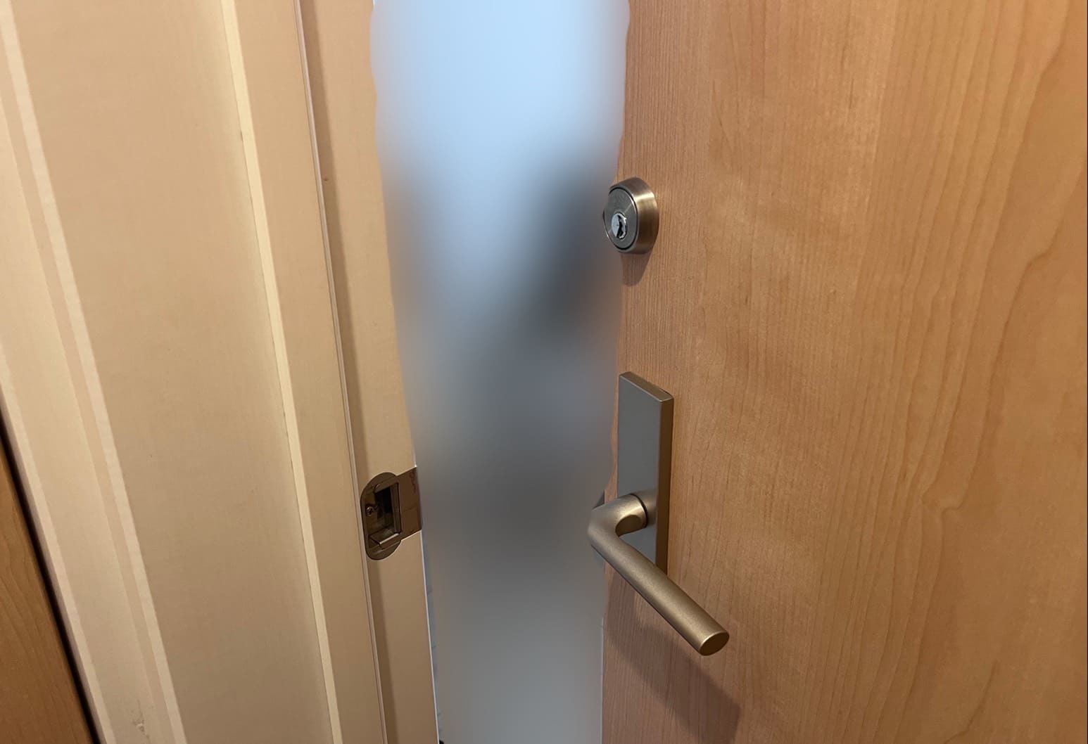 解錠後の室内扉（室内から直接鍵開け）
