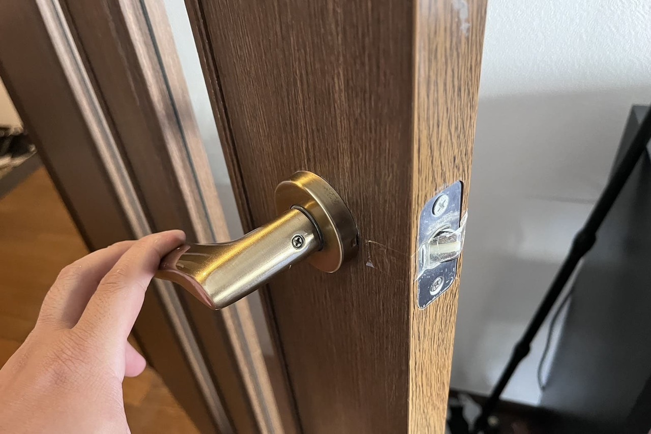 平塚市にて戸建の玄関の鍵交換のご依頼【MIWA】（ディンプルキー）（コア交換）