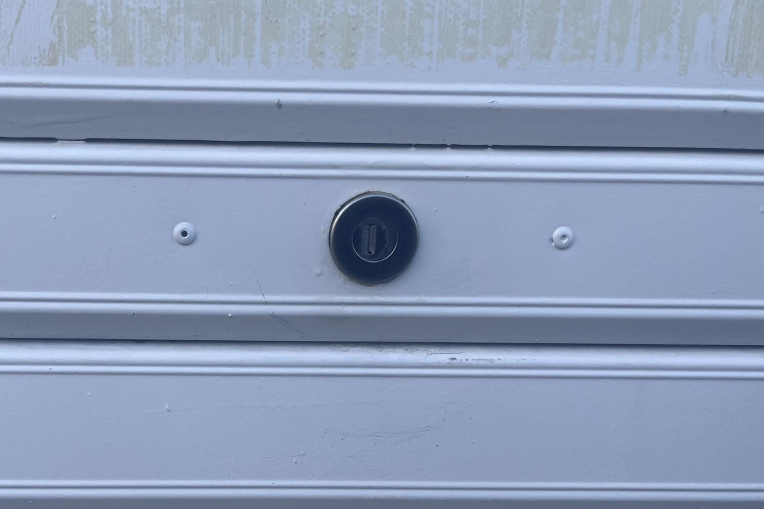 解錠前のシャッター（鍵が回らない）