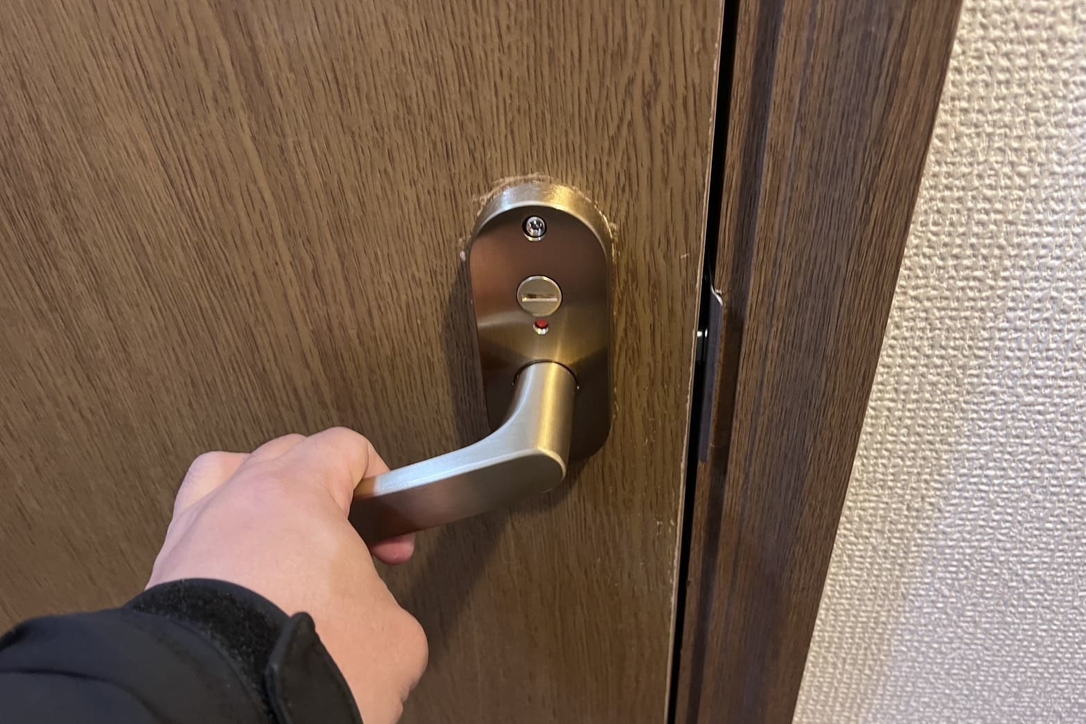 修理後の室内扉の鍵（鍵は正常に使える様に）