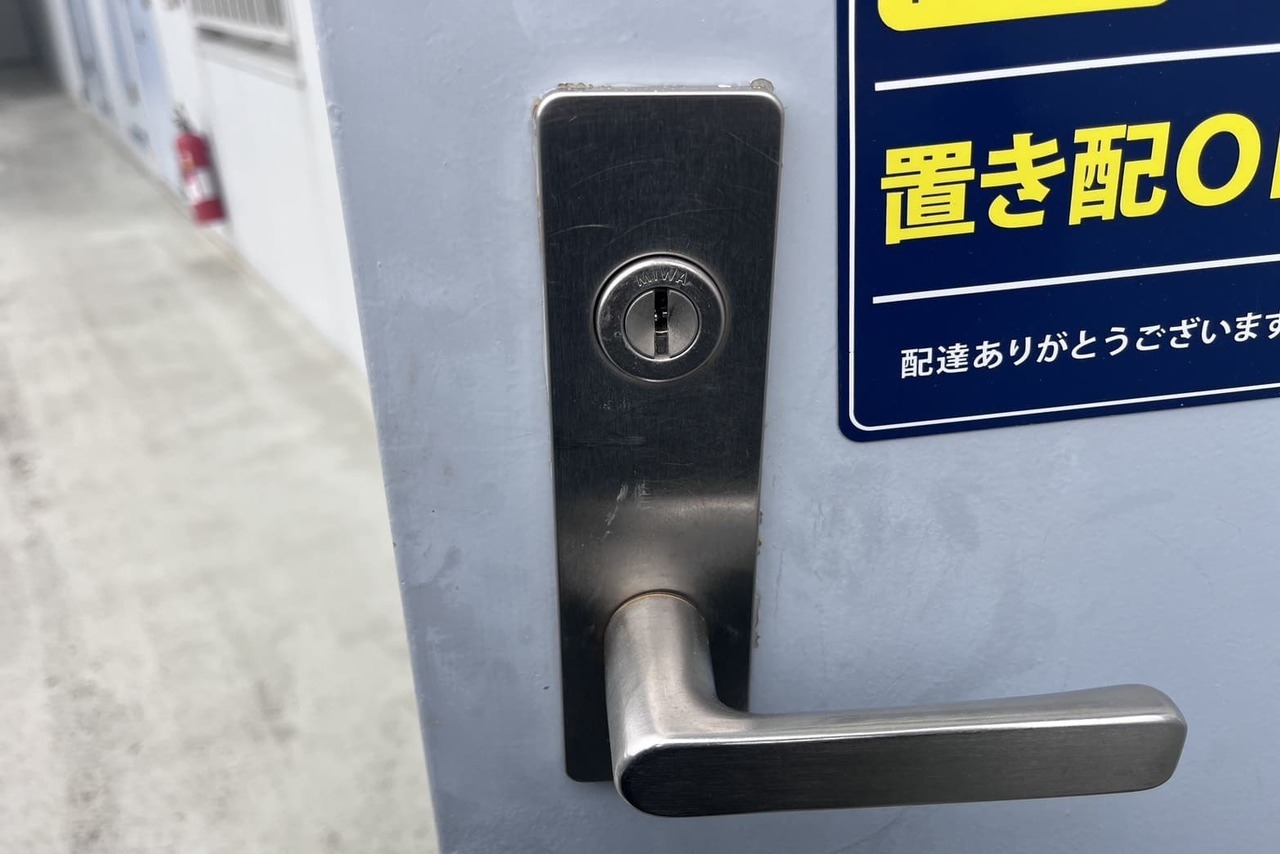平塚市にて集合住宅の玄関の鍵交換のご依頼　MIWA ディンプルキー