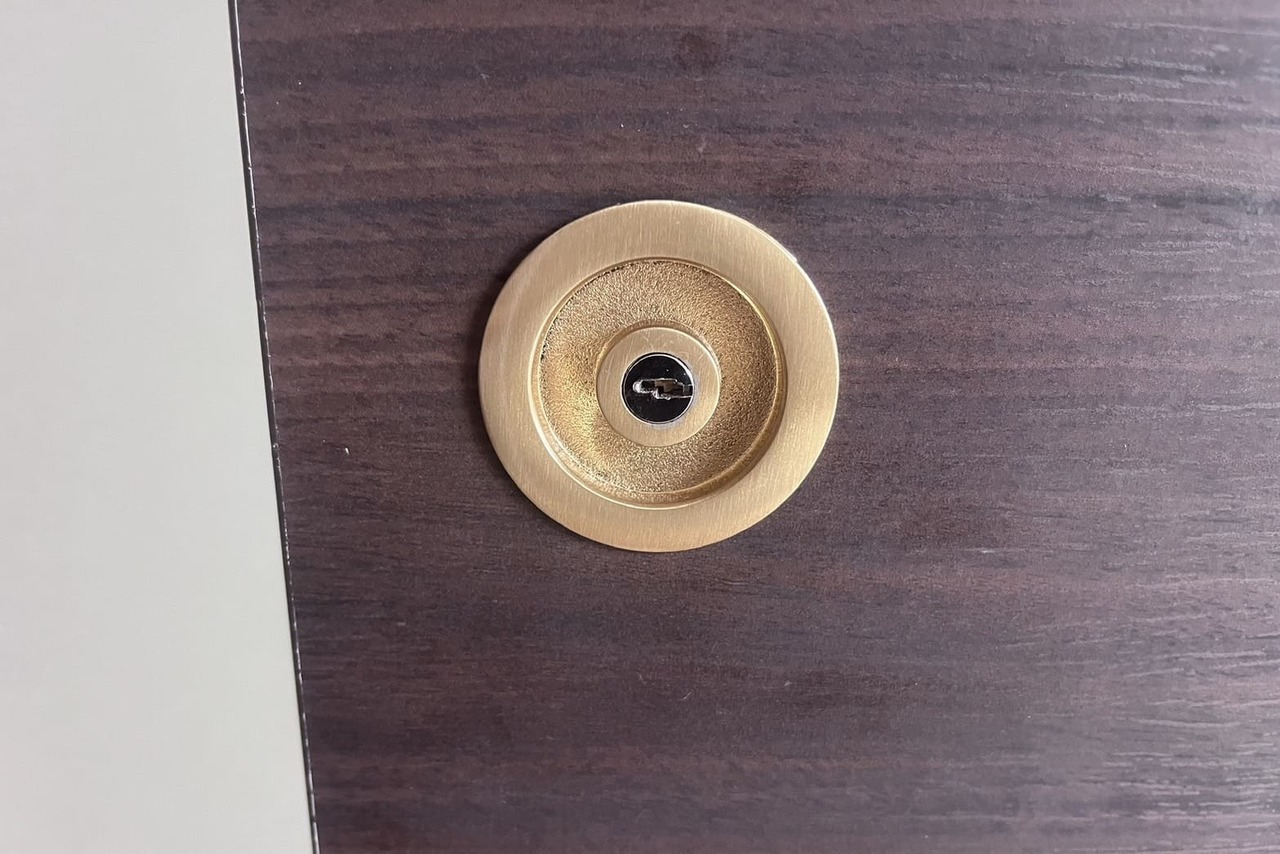 横須賀市にて室内扉の鍵抜きのご依頼