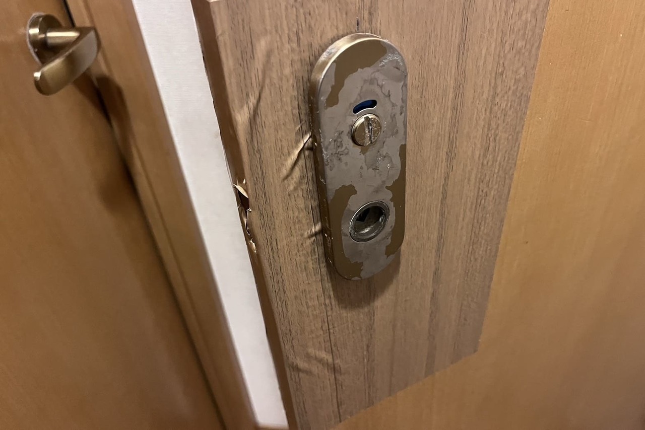 川崎市高津区にて室内扉の鍵交換のご依頼【NAGASAWA】（表示錠）（鍵一式交換）