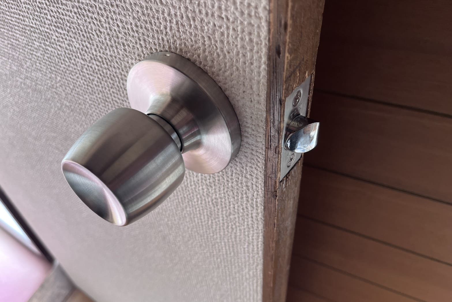 交換後の室内扉の鍵【FUKI】（円筒錠）