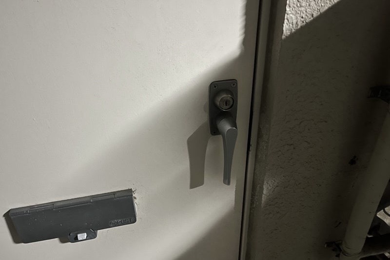 本日は大和市にて集合住宅の玄関鍵開錠のご依頼をいただきました！