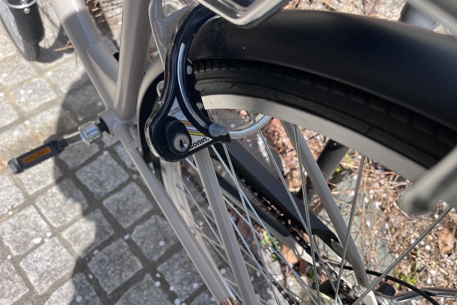 鍵を無くして鍵を開けられない自転車