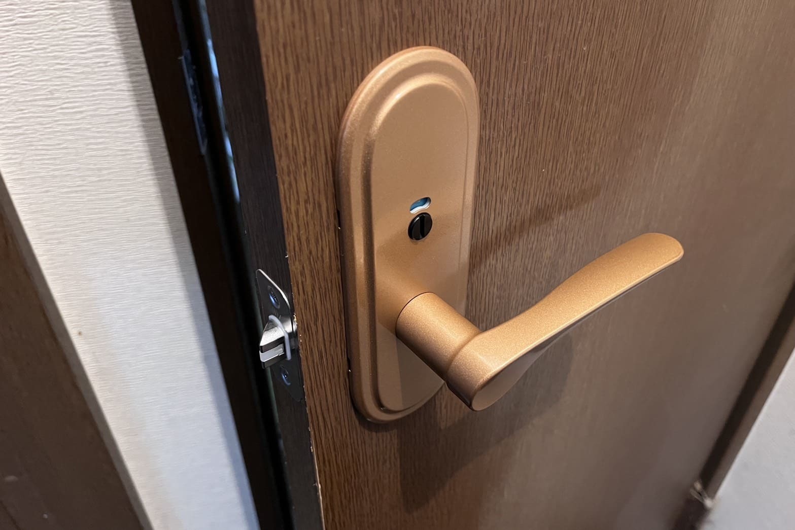 交換後のトイレの鍵【NAGASAWA】（表示錠）