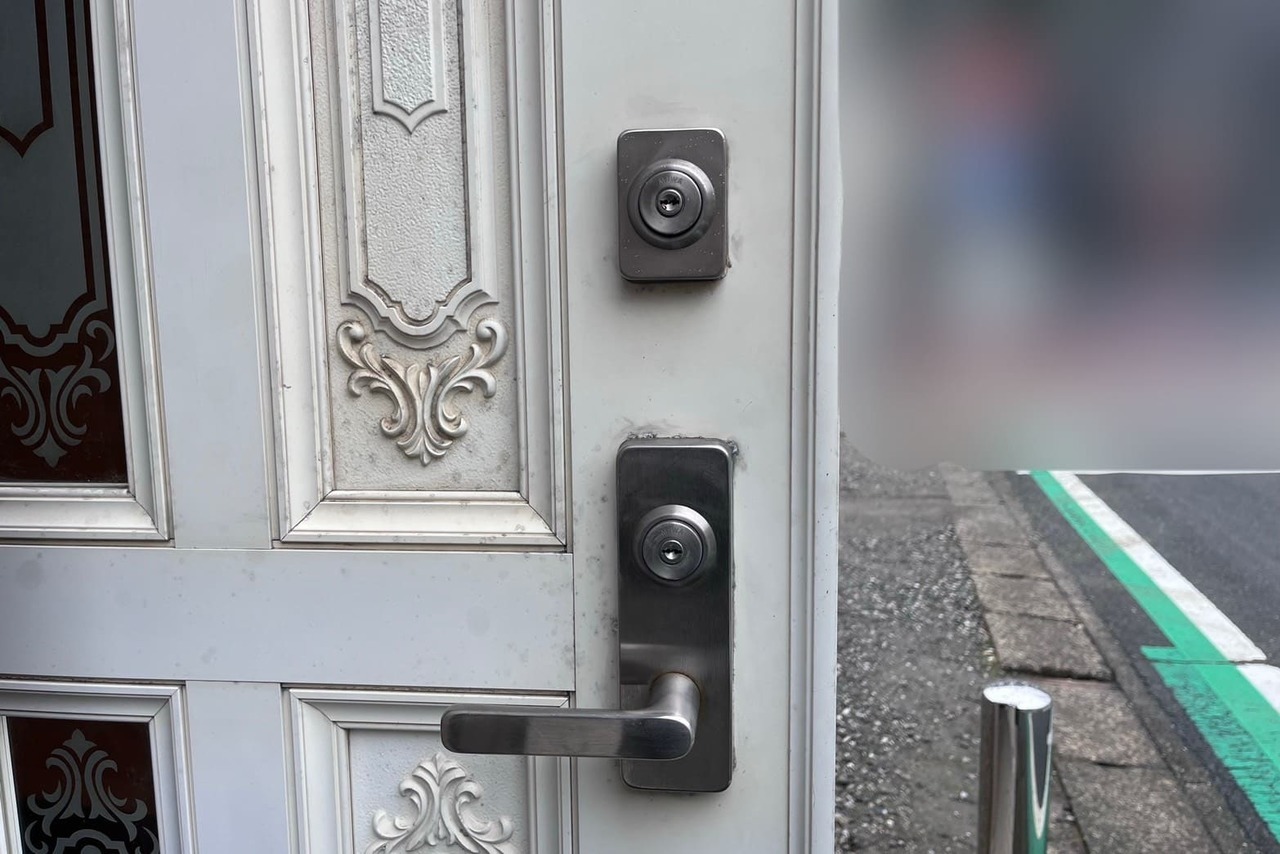 鎌倉市にて戸建の玄関の鍵交換のご依頼【MIWA】（U9シリンダー）