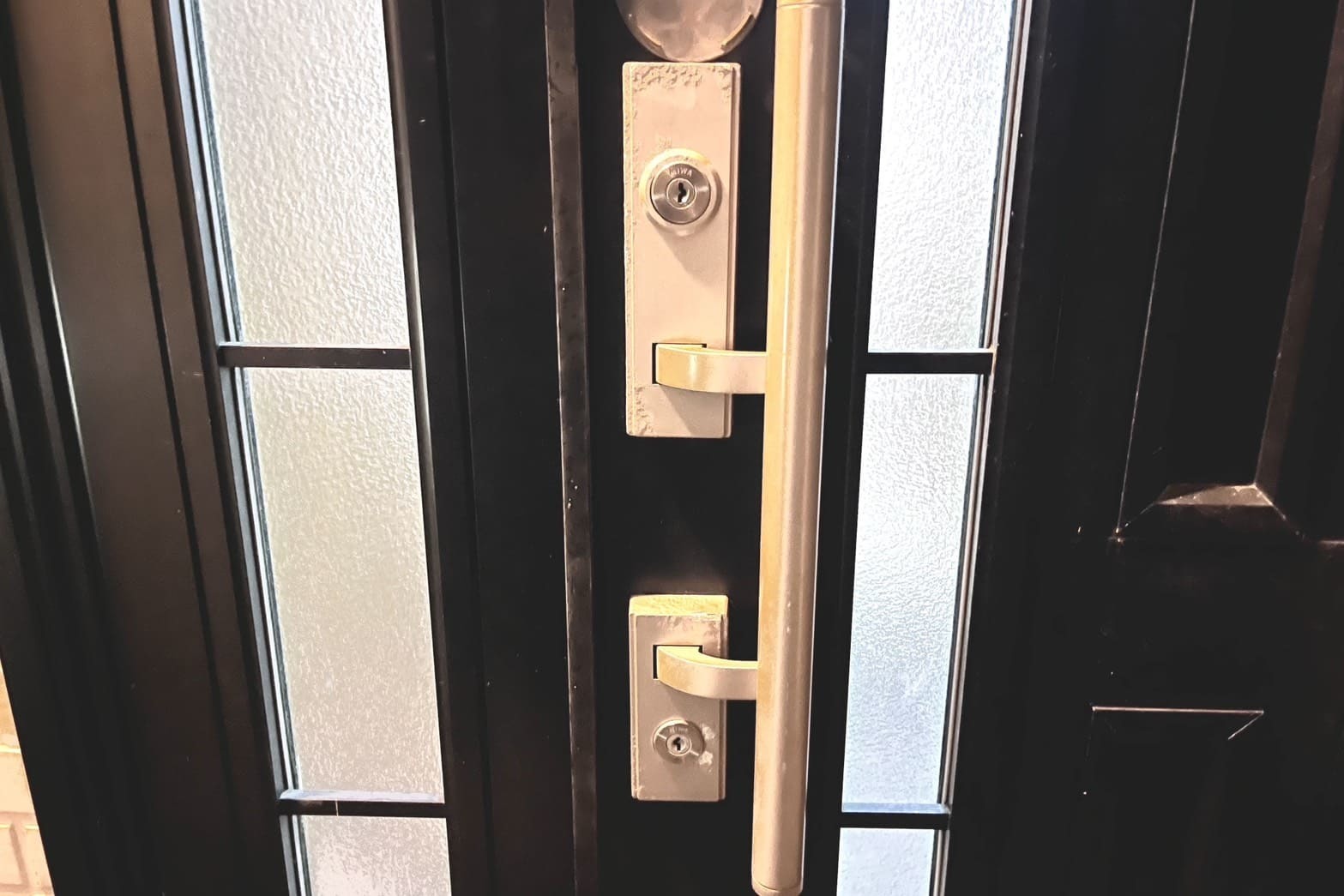 交換前の玄関の鍵【MIWA】（ディスクシリンダー）（鍵紛失）