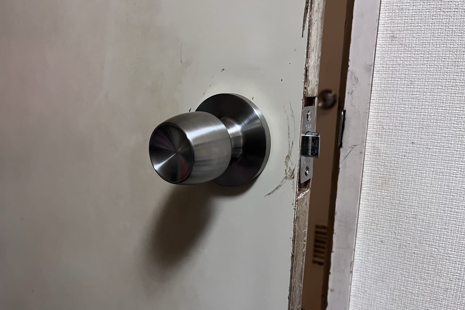 交換後の室内扉の鍵【FUKI】（円筒錠）