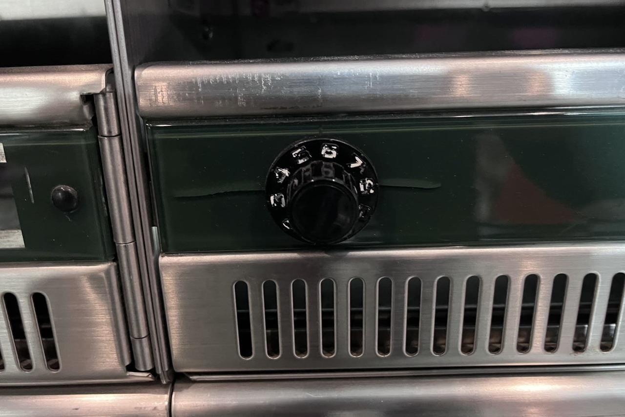 横須賀市にて集合住宅のポストの鍵交換のご依頼【KOWA】（ダイヤル錠）