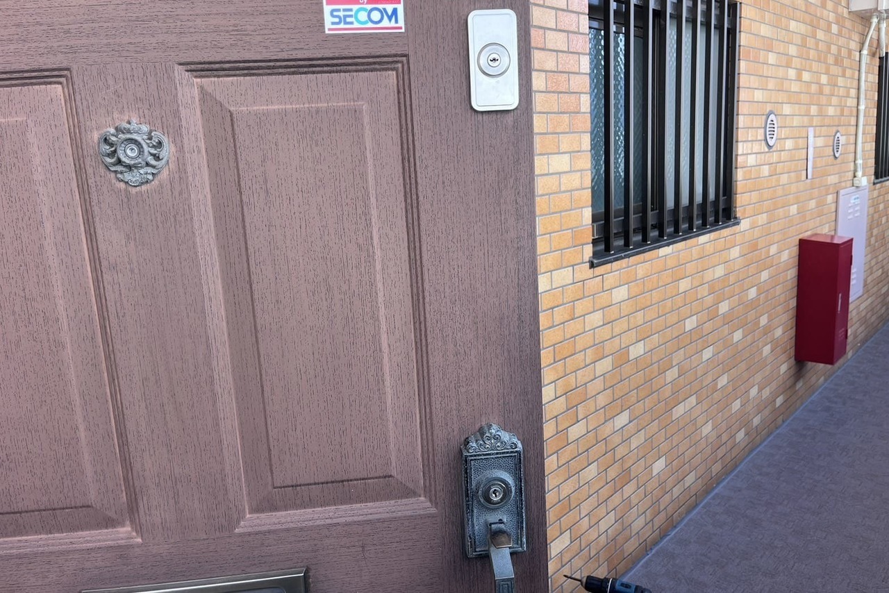 川崎市中原区にて集合住宅の玄関の鍵交換のご依頼【dormakaba】（ディンプルキー）（コア&シリンダー交換）