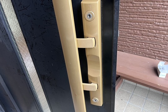 交換前の玄関の鍵【MIWA】（ディスクシリンダー）（鍵の動作不良）