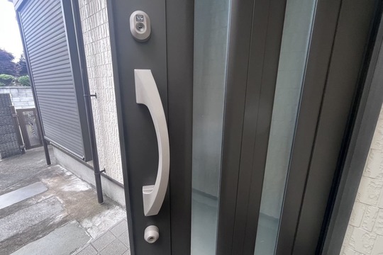 相模原市南区にて戸建の玄関の鍵交換のご依頼【FUKI】（ディンプルキー）（コア交換）
