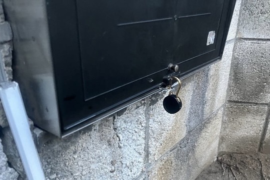 本日は中郡大磯町にてポストの鍵新規取り付けのご依頼を頂きました！