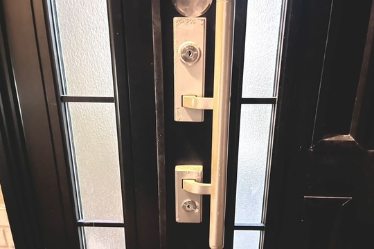 足柄上郡中井町にて戸建の玄関の鍵交換のご依頼【MIWA】（U9シリンダー）
