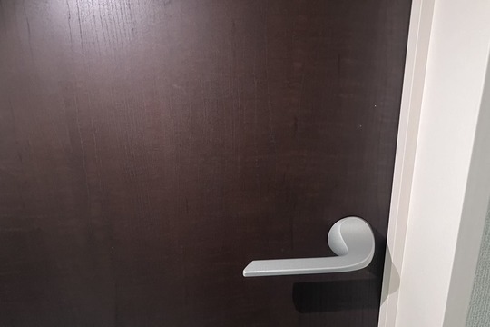 秦野市にて室内扉の鍵新規取付のご依頼【SHOWA】（刻みキー）（チューブラ錠）