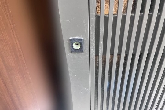 本日は足柄上郡大井町にて戸建の玄関鍵修理のご依頼をいただきました！