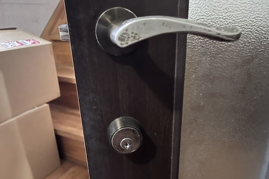 平塚市にて室内扉の鍵交換のご依頼【GOAL】（チューブラ錠）（ピンシリンダー）
