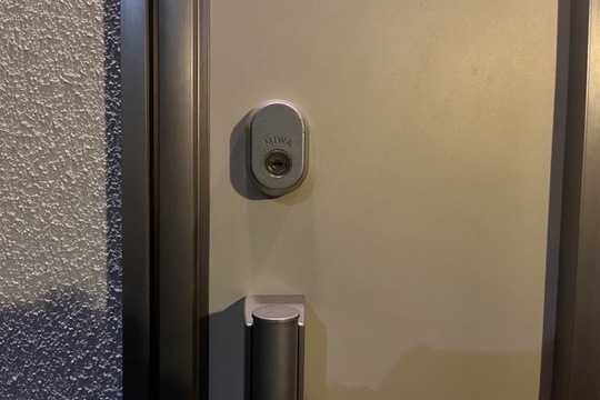 本日のご依頼は中郡二宮町にて戸建の玄関鍵交換になります！