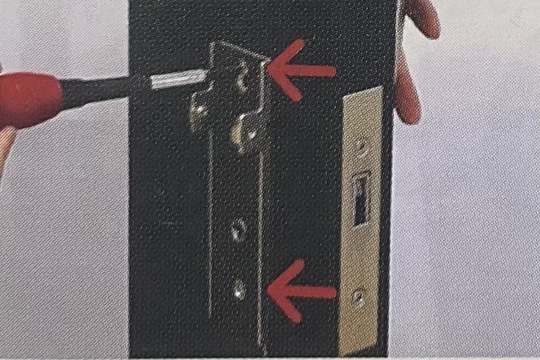 室外側ハンドルを取り外す