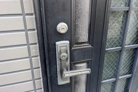 伊勢原市にて戸建の玄関の鍵開錠のご依頼をいただきました！