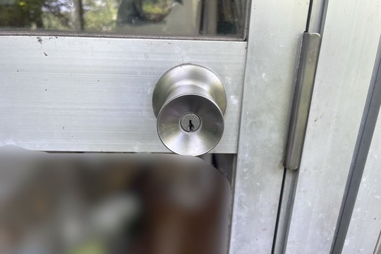 南足柄市にて勝手口の鍵交換のご依頼【SHOWA】（ウェーブキー）