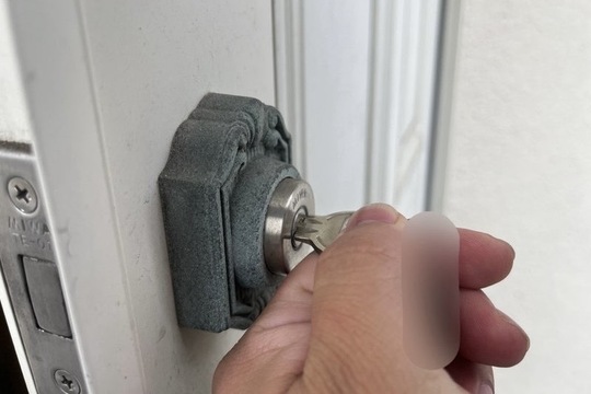 本日は鎌倉市にて戸建の玄関鍵修理のご依頼をいただきました！