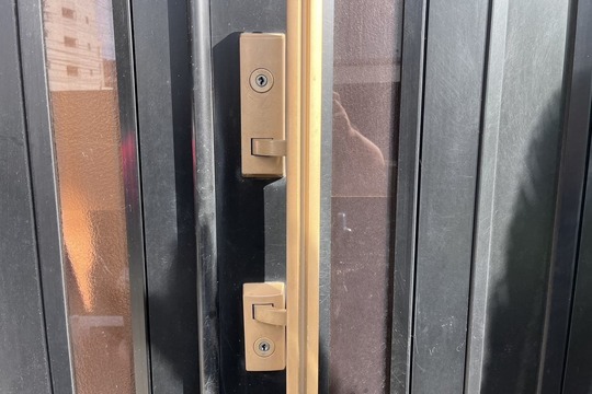 川崎市宮前区にて戸建の玄関の鍵交換のご依頼【MIWA】（U9シリンダー）