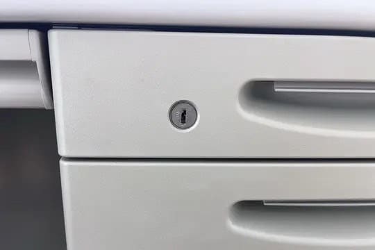 足柄上郡松田町にてデスクの鍵解錠のご依頼