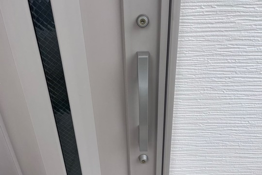 中郡大磯町にて戸建の玄関の鍵交換のご依頼【WEST】（ディンプルキー）