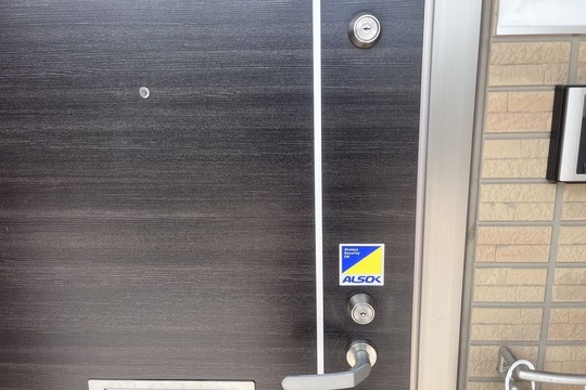 厚木市にて集合住宅の玄関の鍵交換のご依頼（コア交換）【FUKI】（ディンプルキー）（集合住宅）