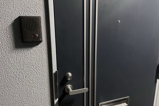 厚木市にて集合住宅の玄関の鍵解錠のご依頼（U9シリンダー）（ピッキング不可）（特殊解錠）