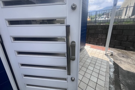 愛甲郡愛川町にて戸建の玄関の鍵交換のご依頼【FUKI】（ディンプルキー）（コア交換）